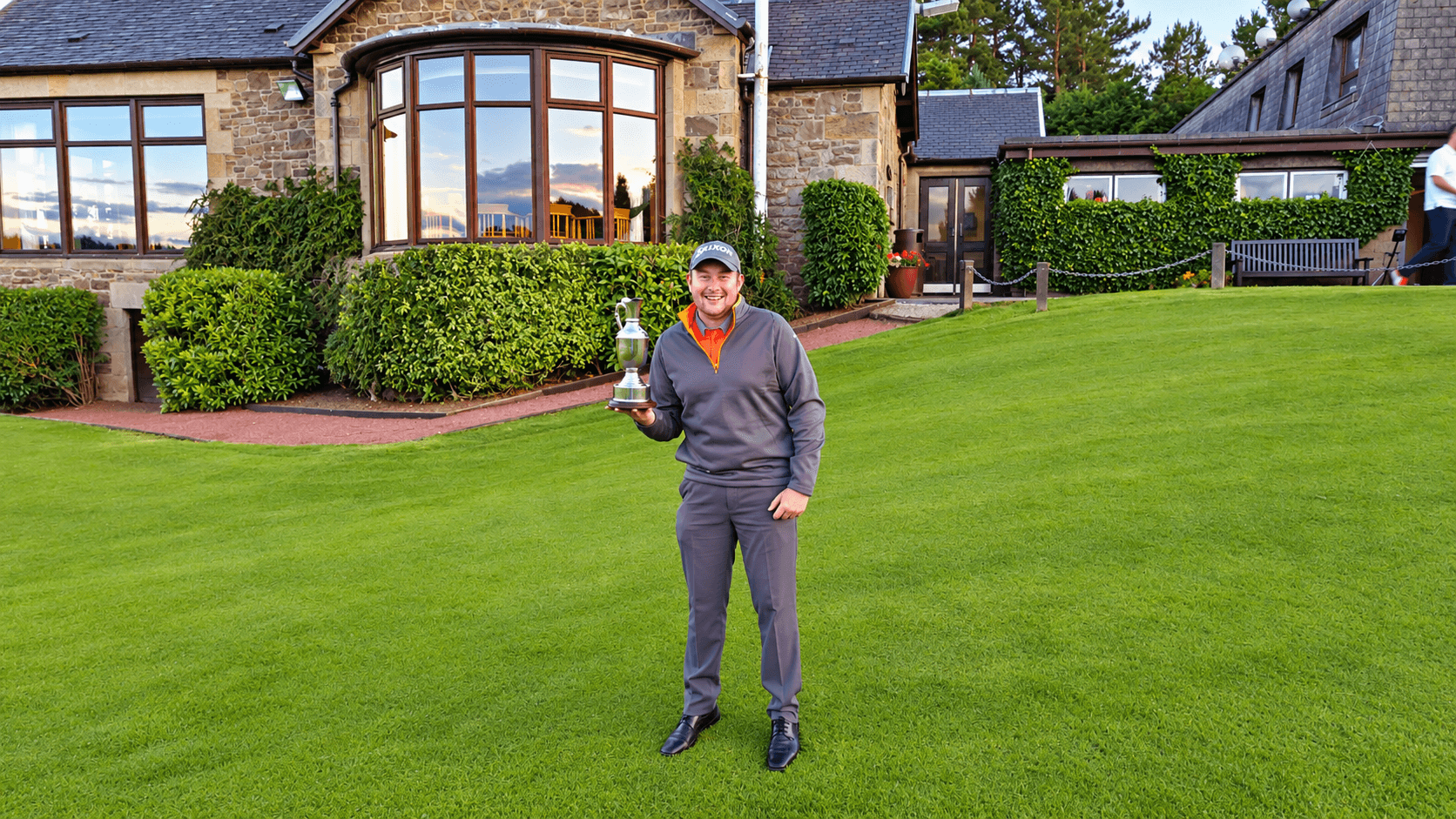 David Clee closes out victory at Lanark